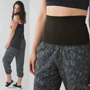 lululemon | Om Pant Jazzy White Gator Green